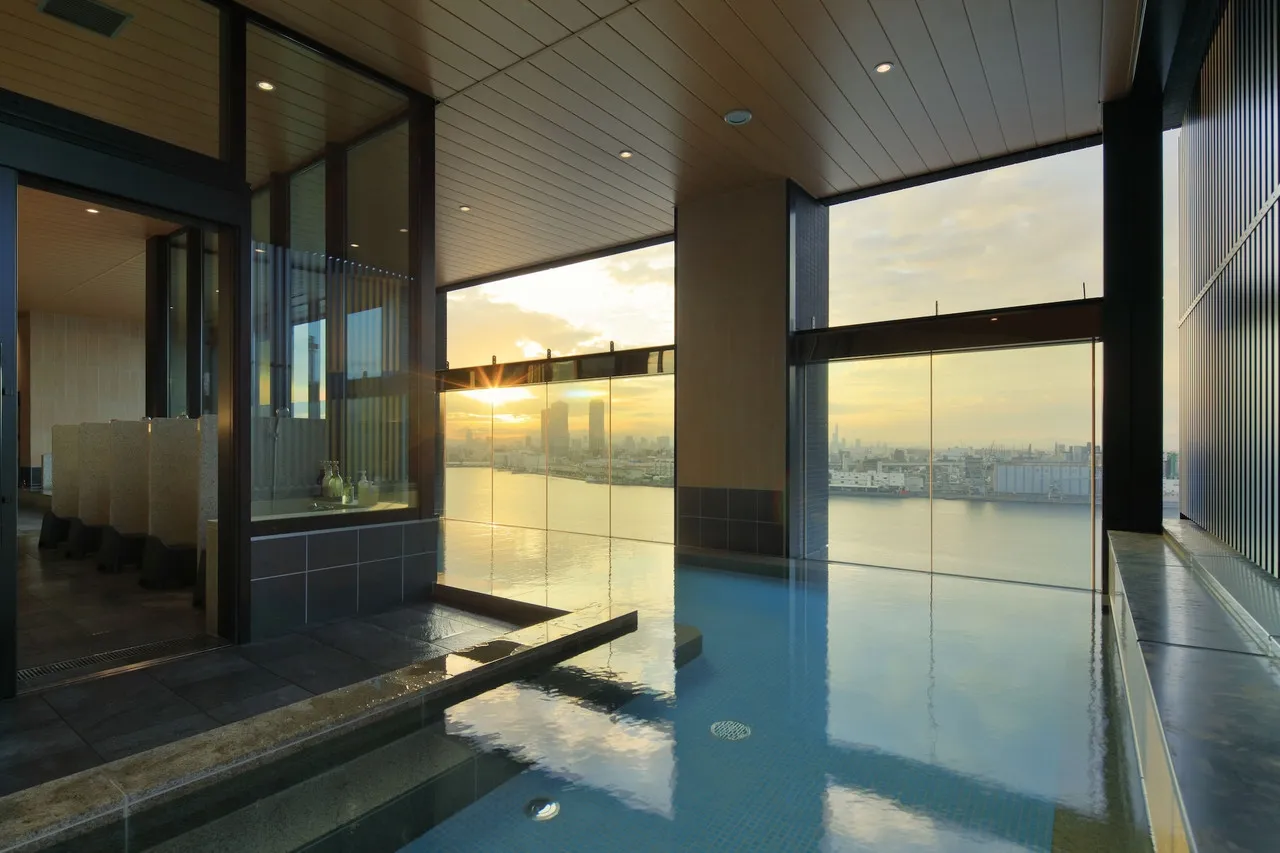 The Singulari Hotel & Sky Spa at Universal Studios Japan — rooms and atmosphere