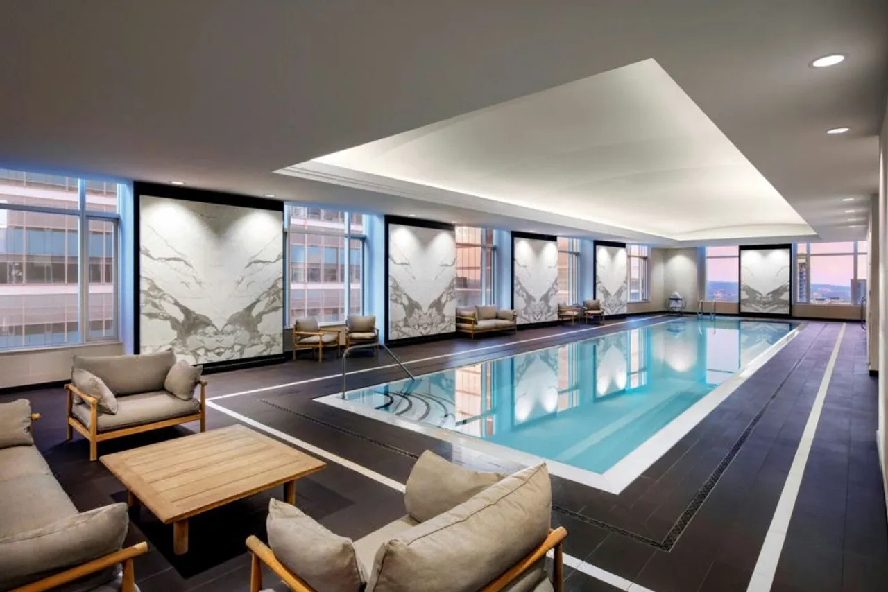 The St. Regis Toronto — rooms and atmosphere