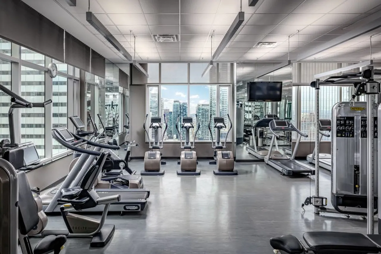 The St. Regis Toronto — rooms and atmosphere