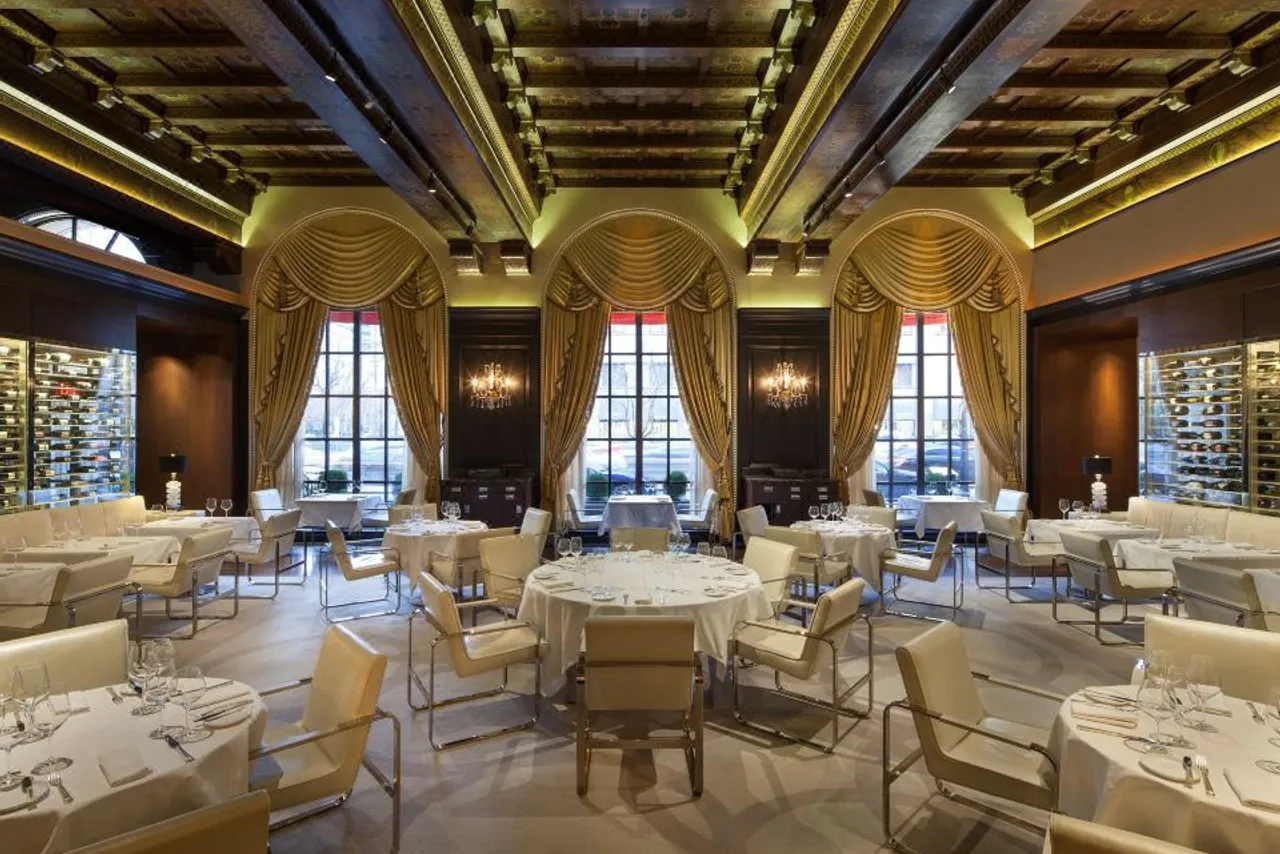 The St. Regis Washington, D.C. — rooms and atmosphere