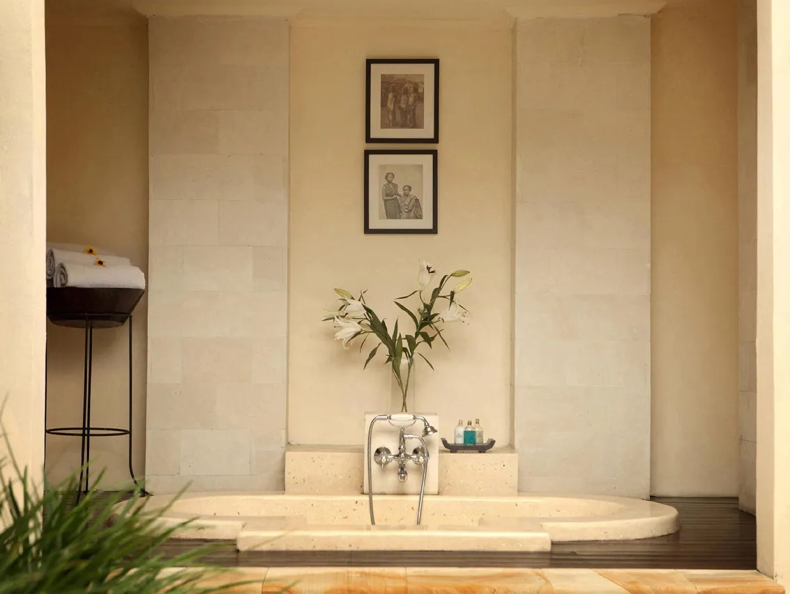 The Ubud Village Resort & Spa — rooms and atmosphere