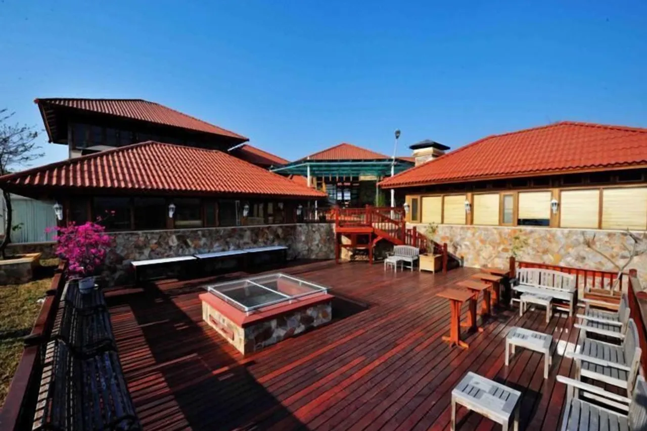 The View Resort & Restaurant — rooms and atmosphere