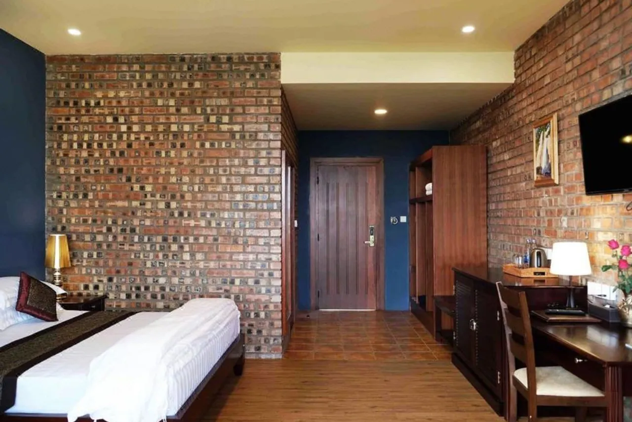 The View Resort & Restaurant — rooms and atmosphere