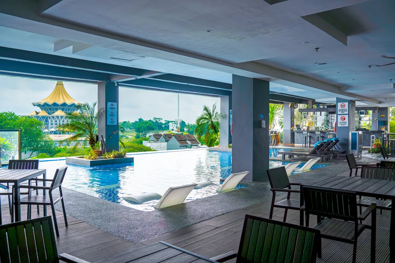 The Waterfront Hotel Kuching — ภาพห้องพักและบรรยากาศ