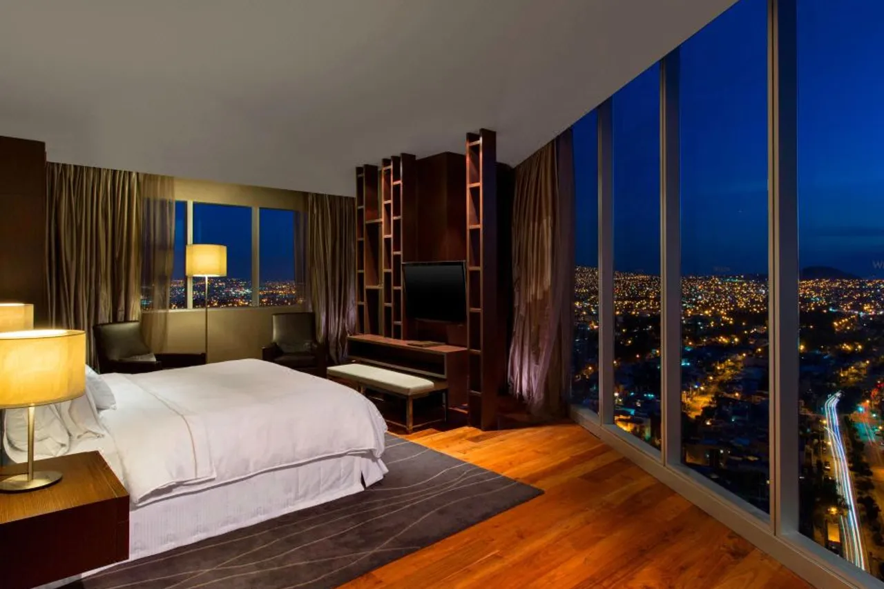 The Westin Guadalajara — rooms and atmosphere