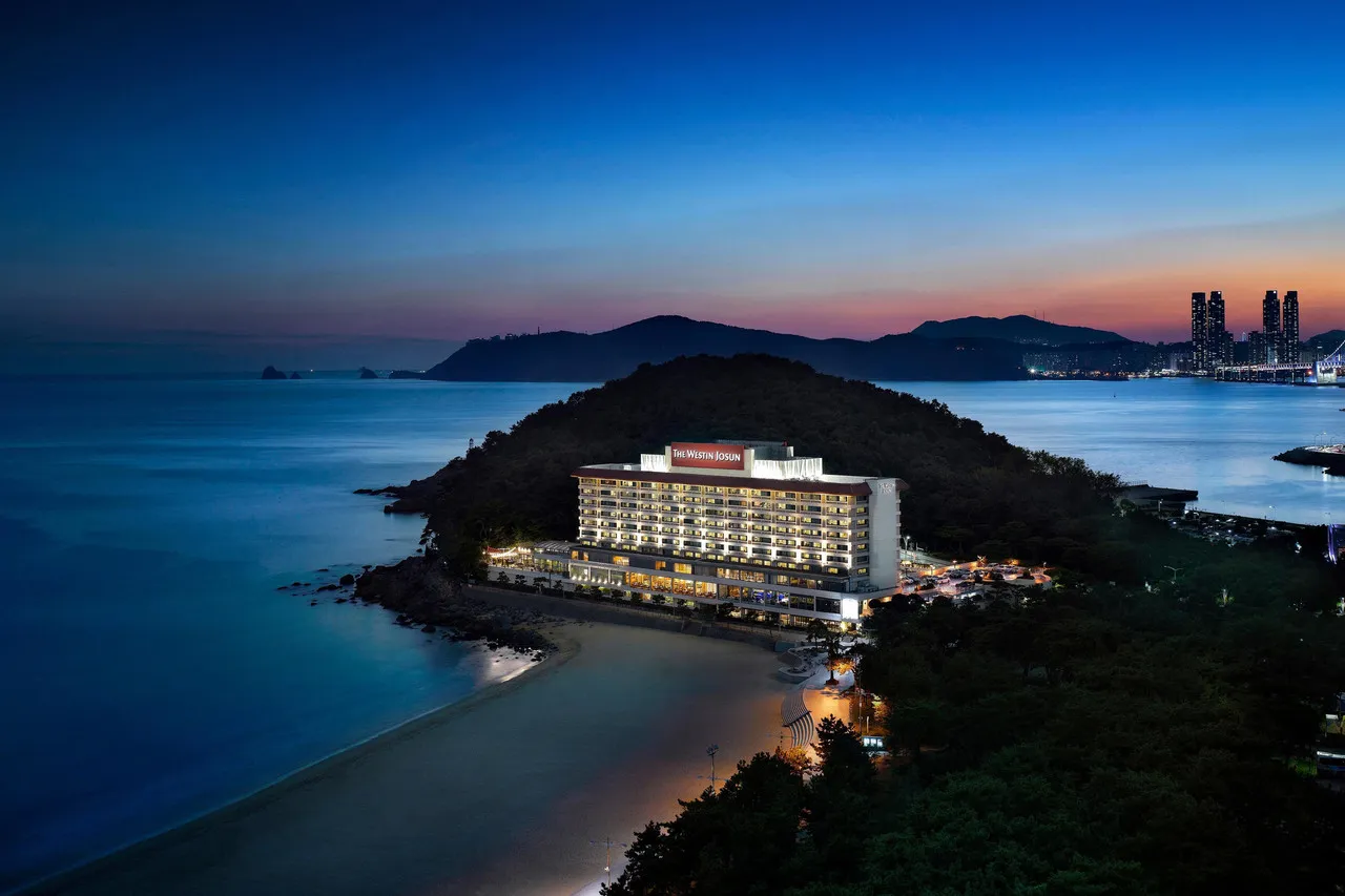 The Westin Josun Busan — rooms and atmosphere