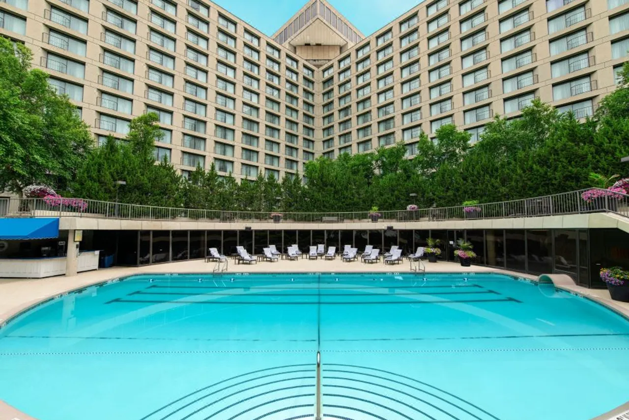 The Westin Kansas City at Crown Center — rooms and atmosphere