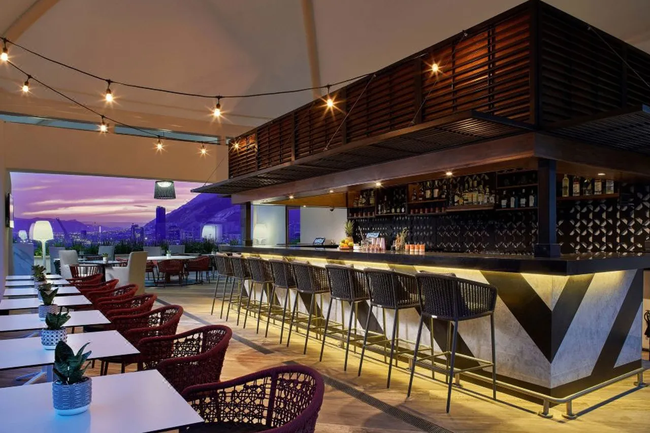 The Westin Monterrey Valle — rooms and atmosphere