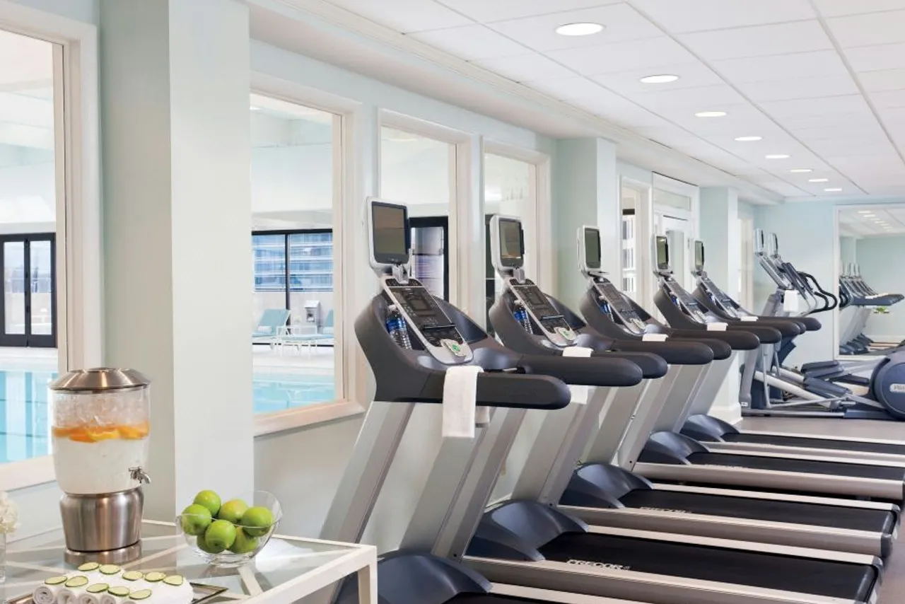 The Whitley, a Luxury Collection Hotel, Atlanta Buckhead — rooms and atmosphere