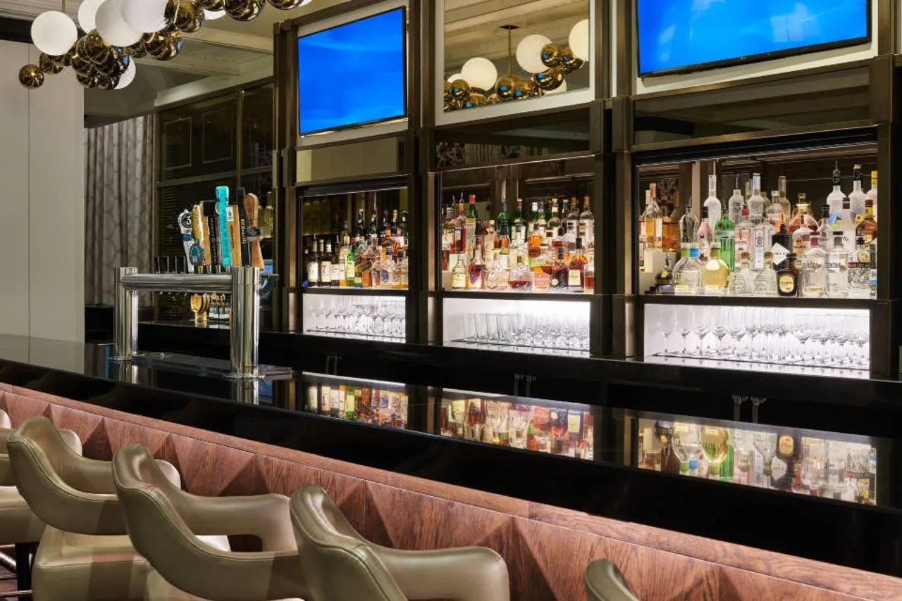 The Whitley, a Luxury Collection Hotel, Atlanta Buckhead — rooms and atmosphere
