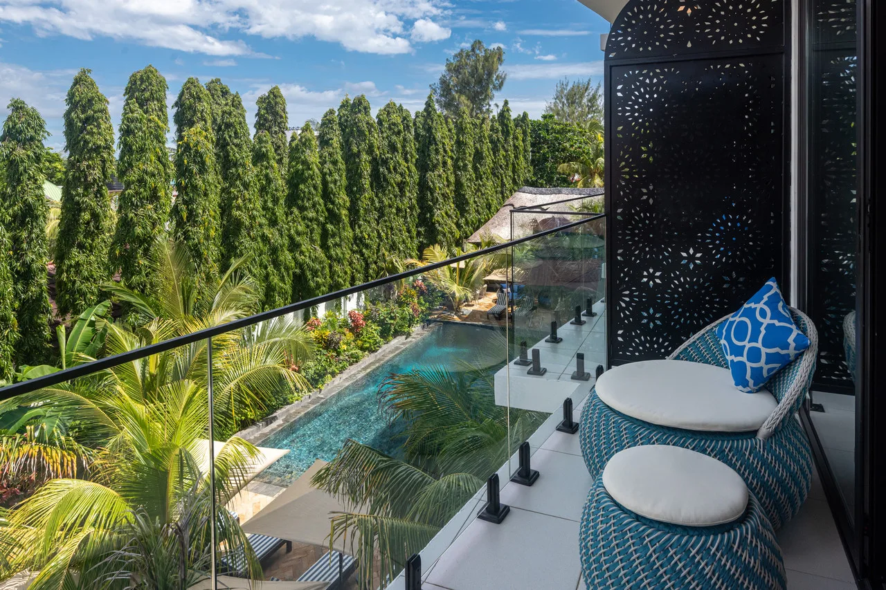 The Z Hotel — ภาพห้องพักและบรรยากาศ
