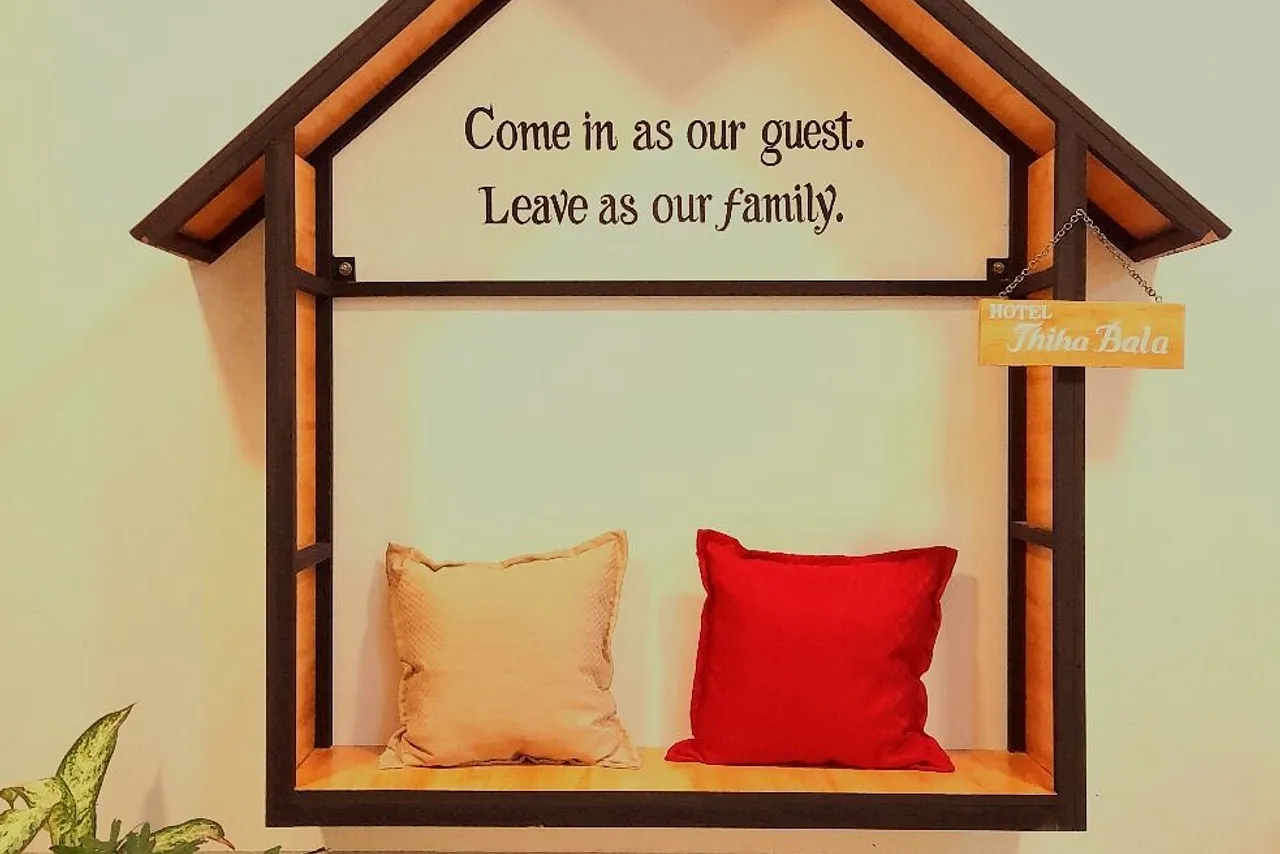 Thiha Bala Hotel — rooms and atmosphere