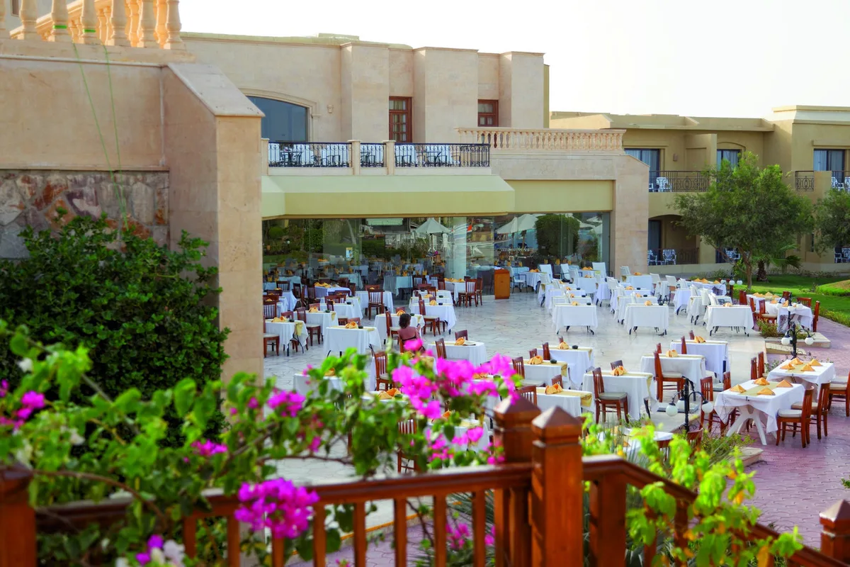 Three Corners Fayrouz Plaza Beach Resort — ภาพห้องพักและบรรยากาศ