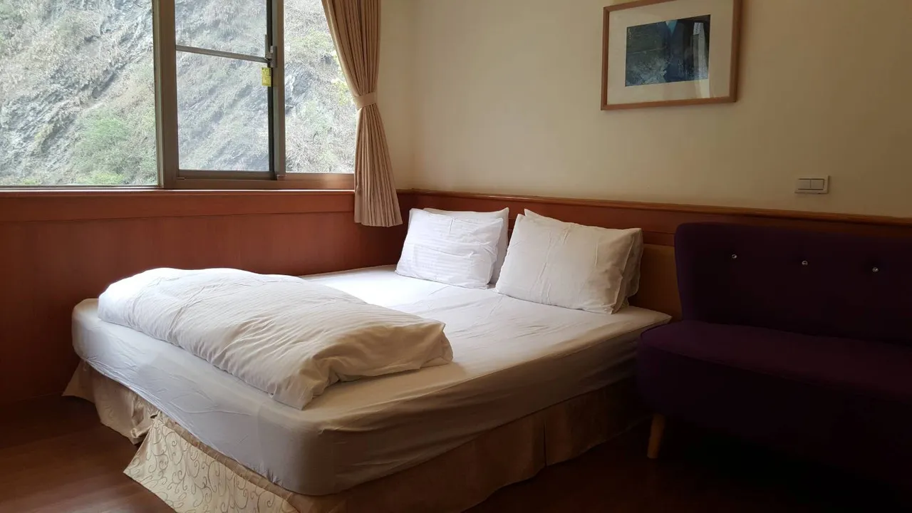 Tienhsiang Youth Activity Center — rooms and atmosphere