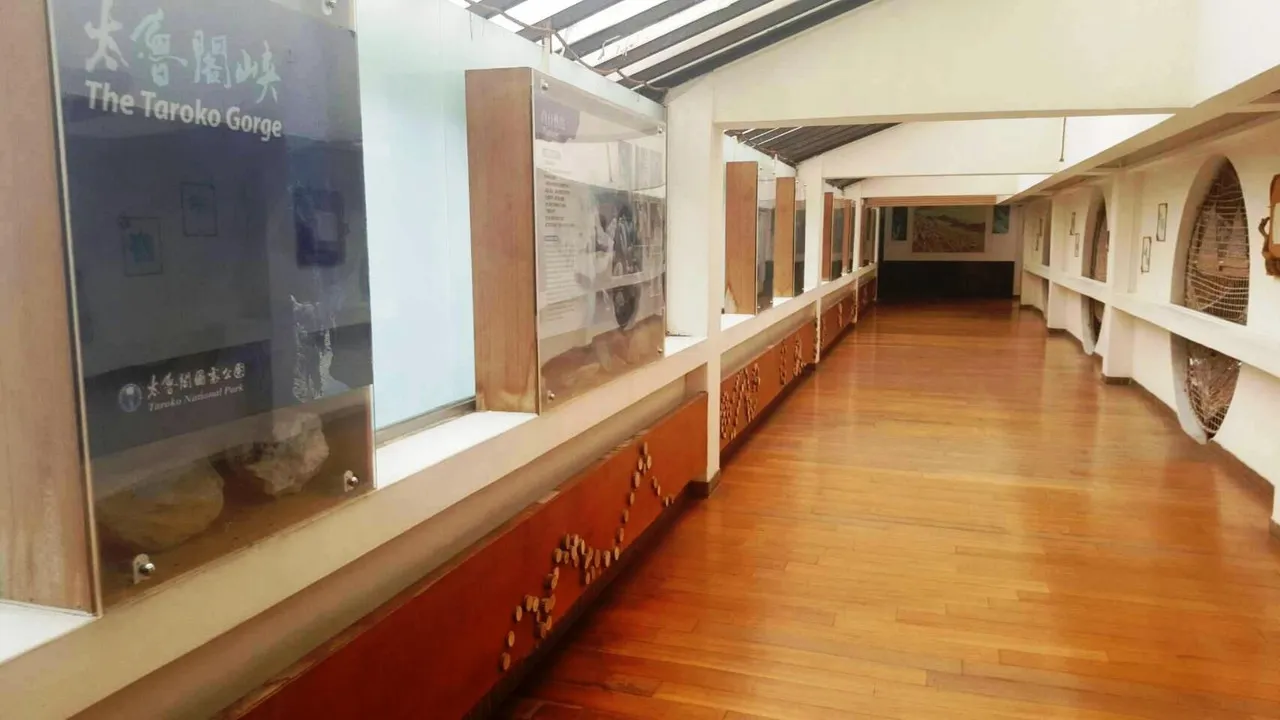 Tienhsiang Youth Activity Center — rooms and atmosphere