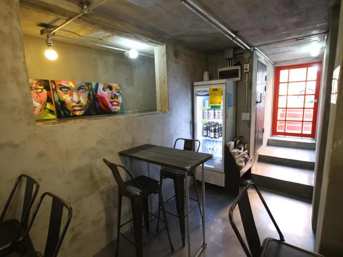 Time Travelers Party Hostel Hongdae — rooms and atmosphere