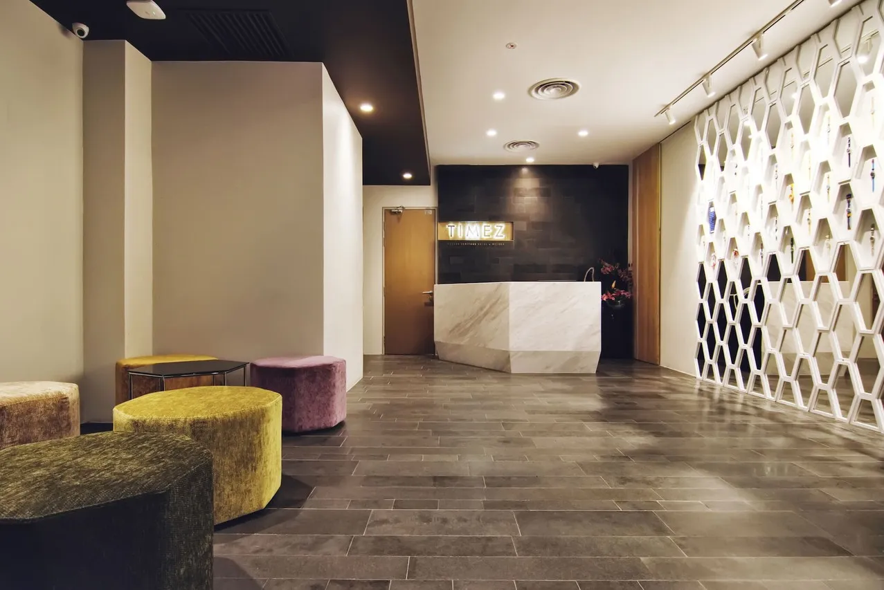 Timez Hotel Melaka — rooms and atmosphere