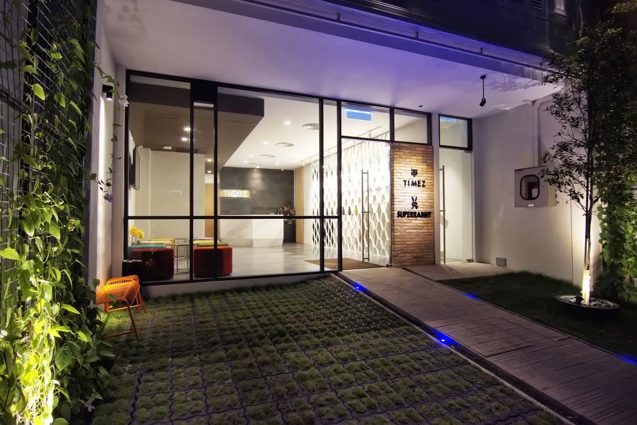 Timez Hotel Melaka — rooms and atmosphere
