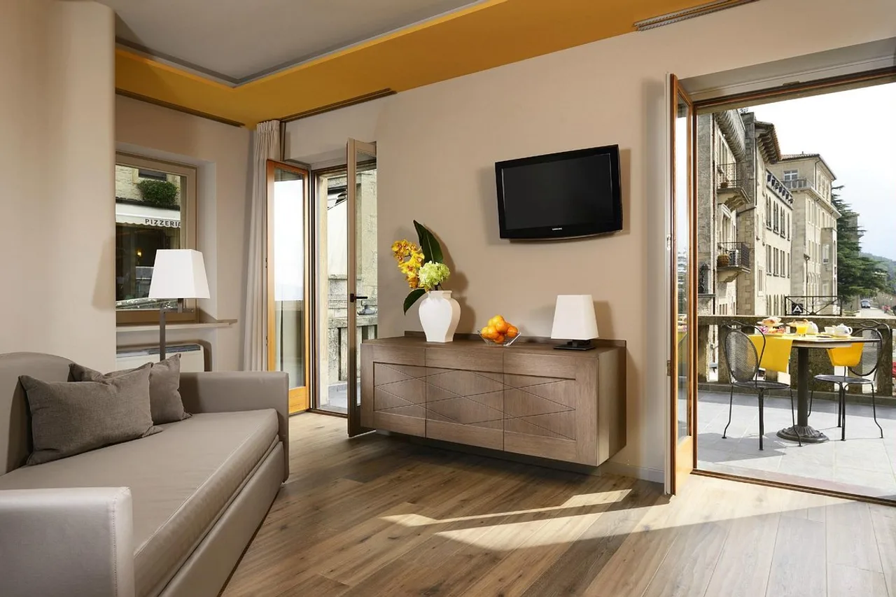 Titano Suites — rooms and atmosphere