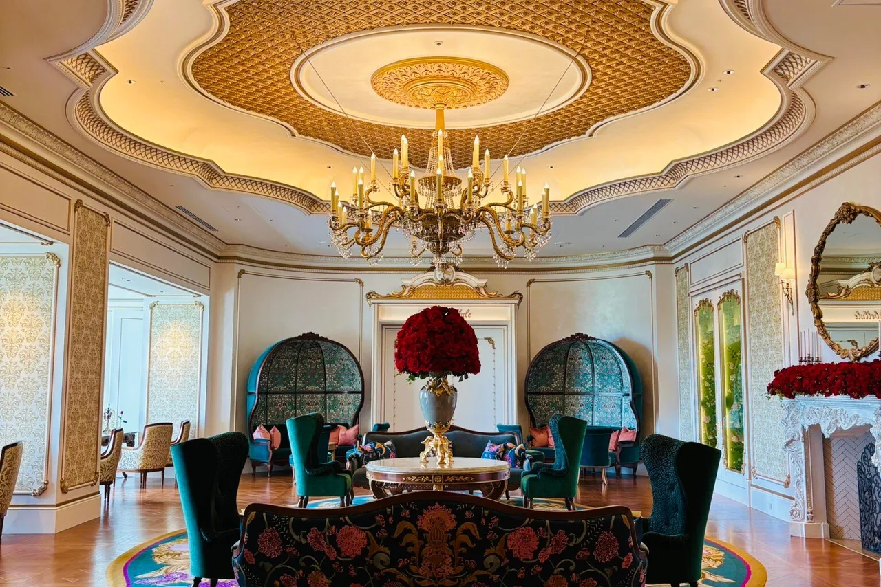 Tokyo DisneySea Fantasy Springs Hotel — rooms and atmosphere