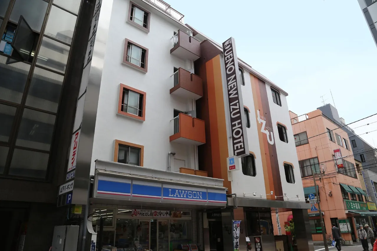 Tokyo Ueno New Izu Hotel — rooms and atmosphere