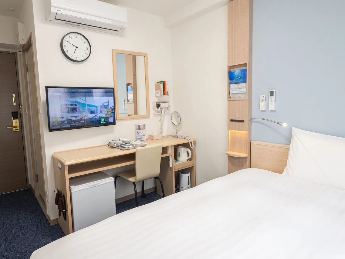 Toyoko Inn Osaka Namba — rooms and atmosphere