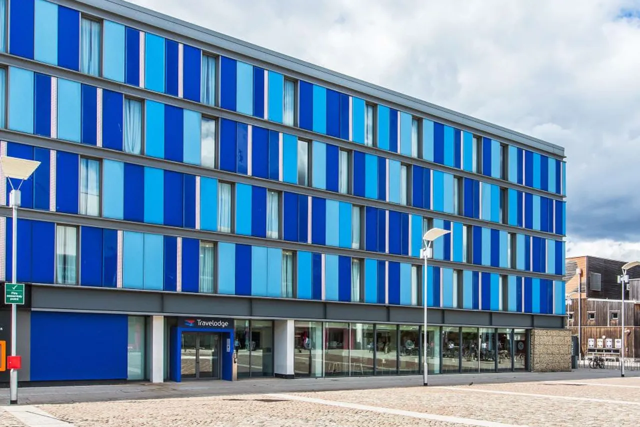 Travelodge Cambridge Central — rooms and atmosphere