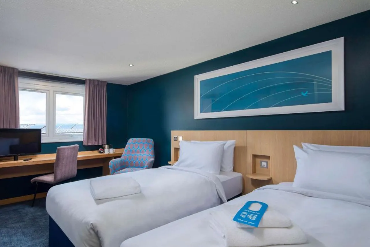 Travelodge Cambridge Central — rooms and atmosphere