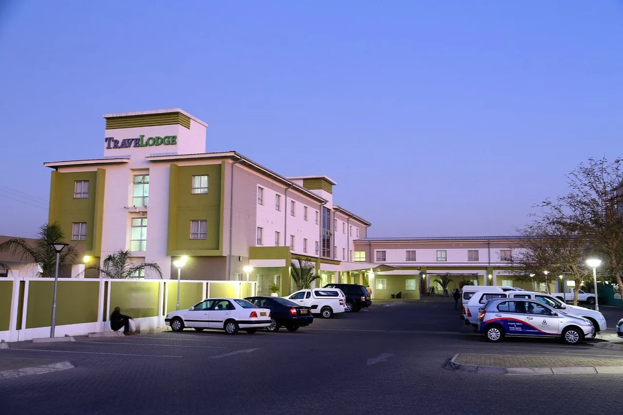 Travelodge Gaborone — rooms and atmosphere