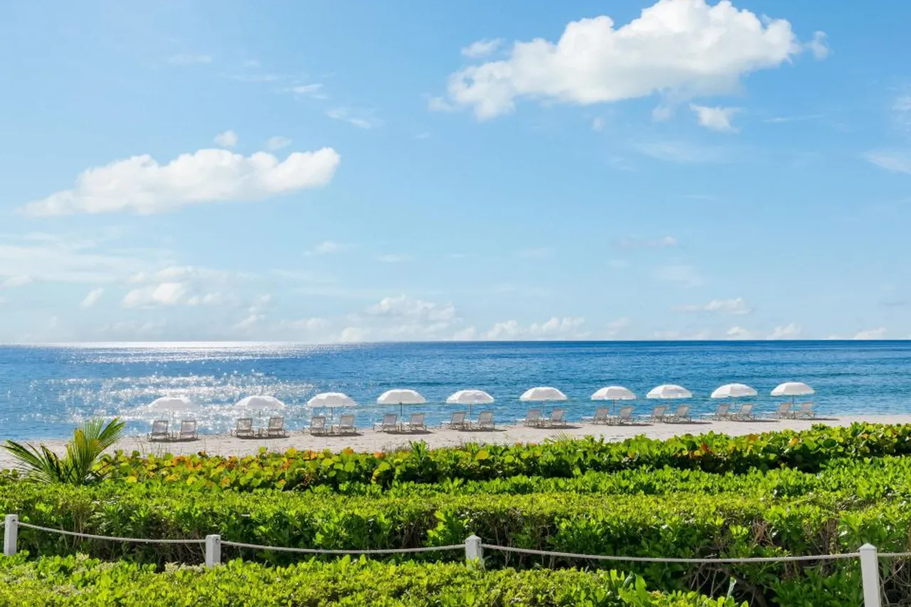 Trump International Beach Resort — rooms and atmosphere