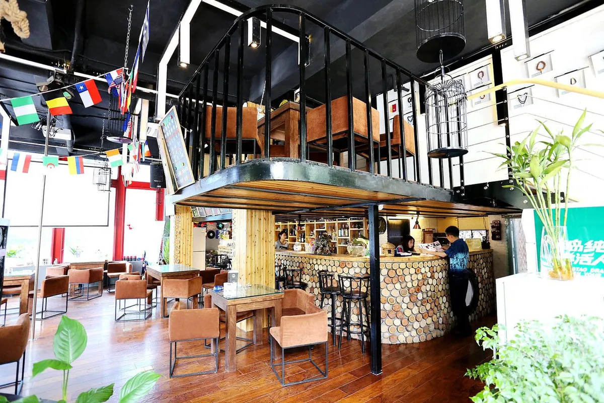 Tuding Hostel Nanjing Confucius Temple Qinhuai Riverside — rooms and atmosphere