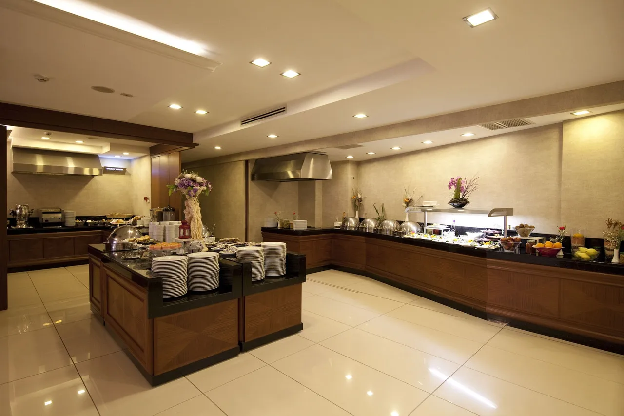 TUGCU Hotel Select — rooms and atmosphere