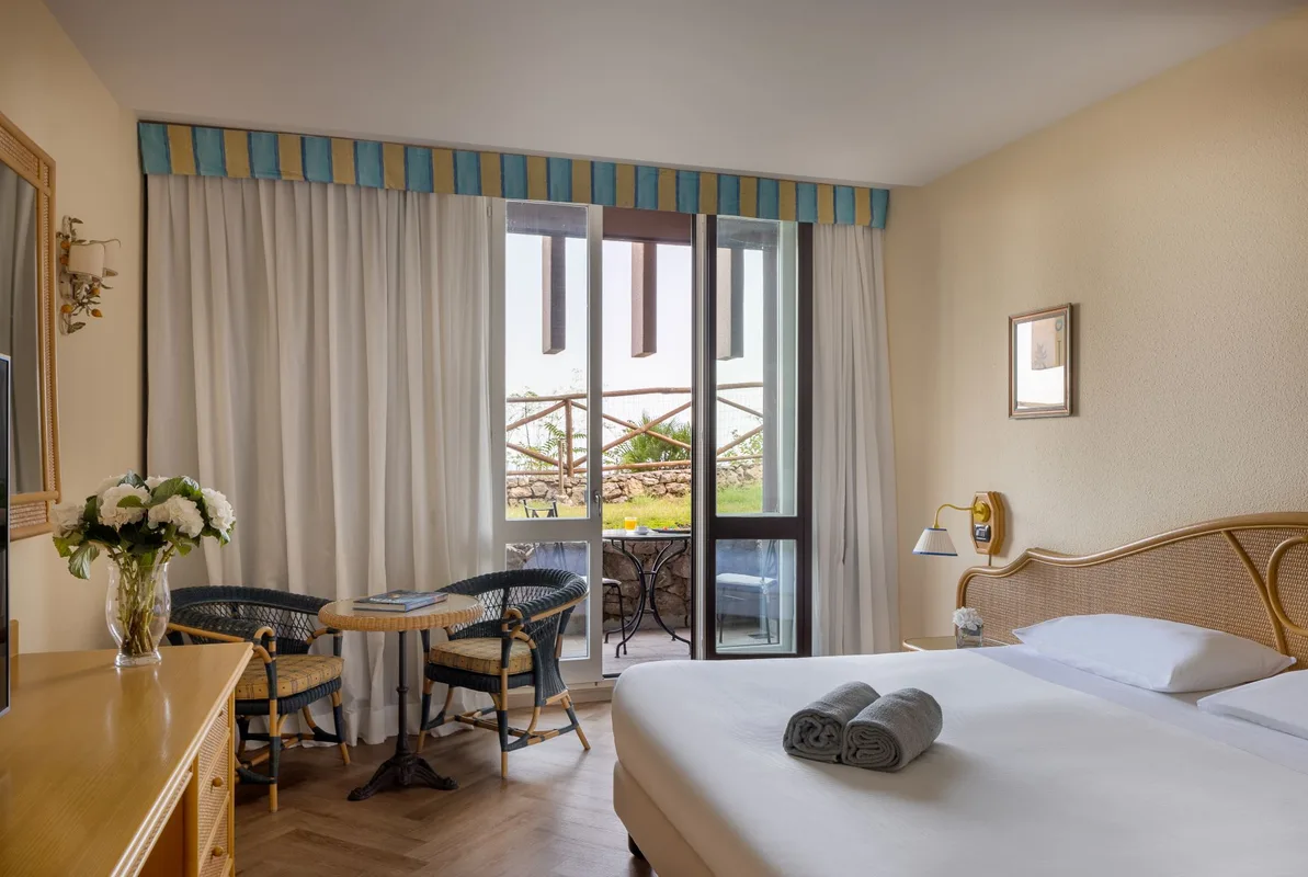 UNAHOTELS Capotaormina — ภาพห้องพักและบรรยากาศ