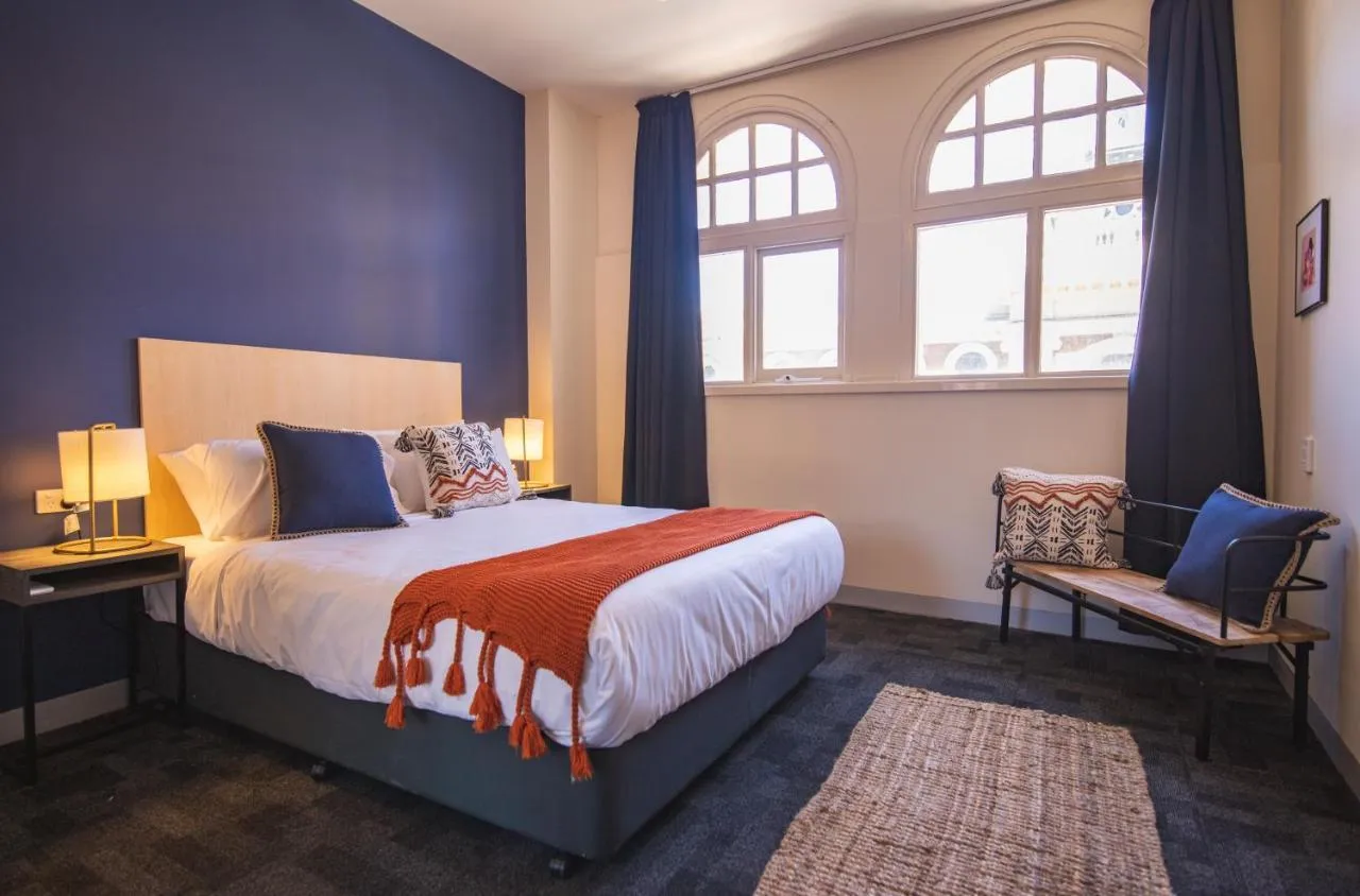 United Backpackers — rooms and atmosphere