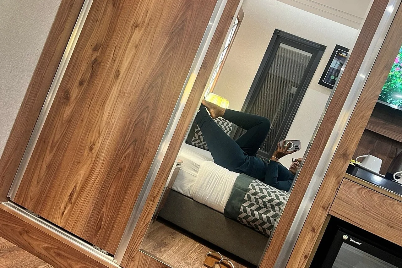 United Hotel International — rooms and atmosphere