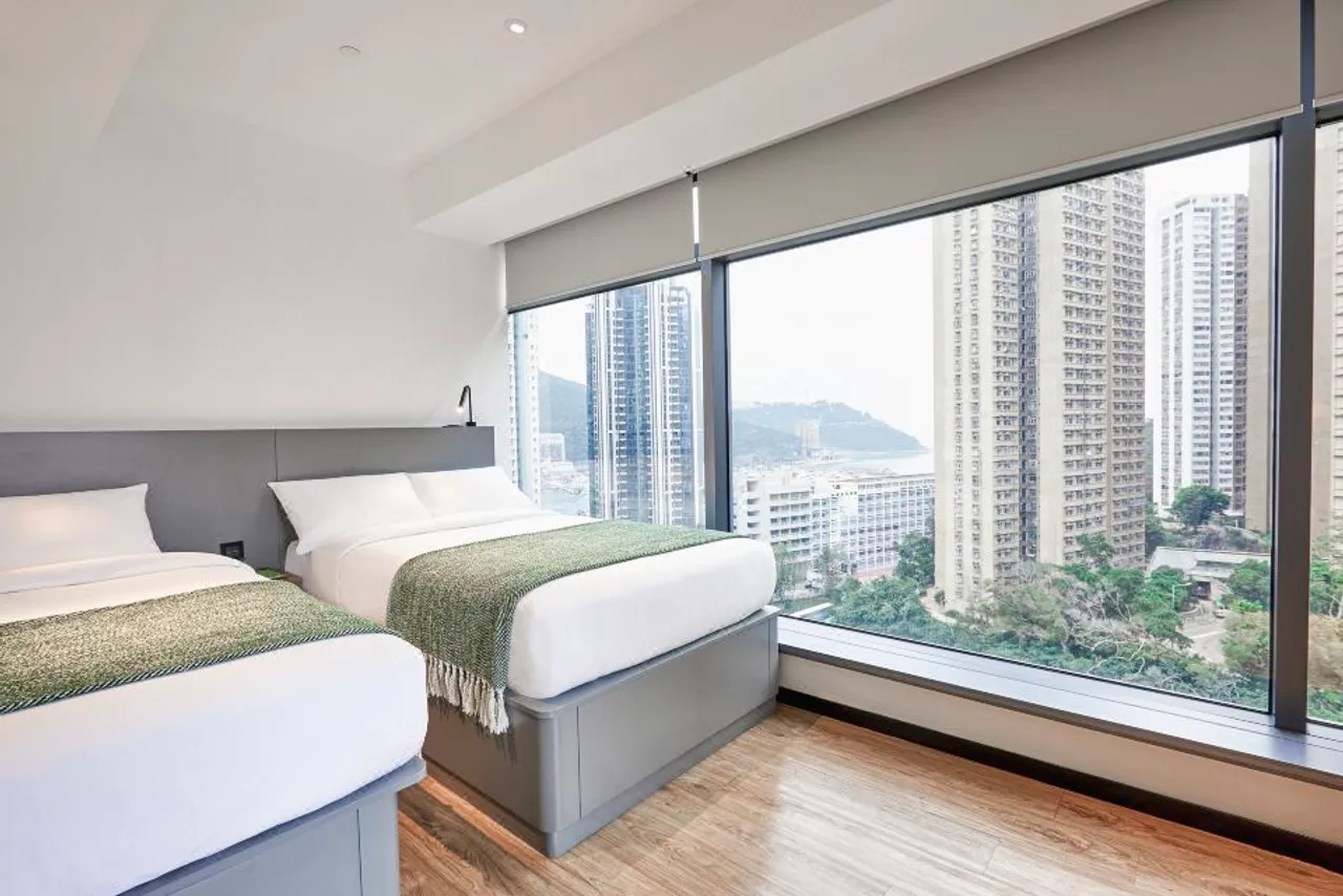Urbanwood Ap Lei Chau — rooms and atmosphere