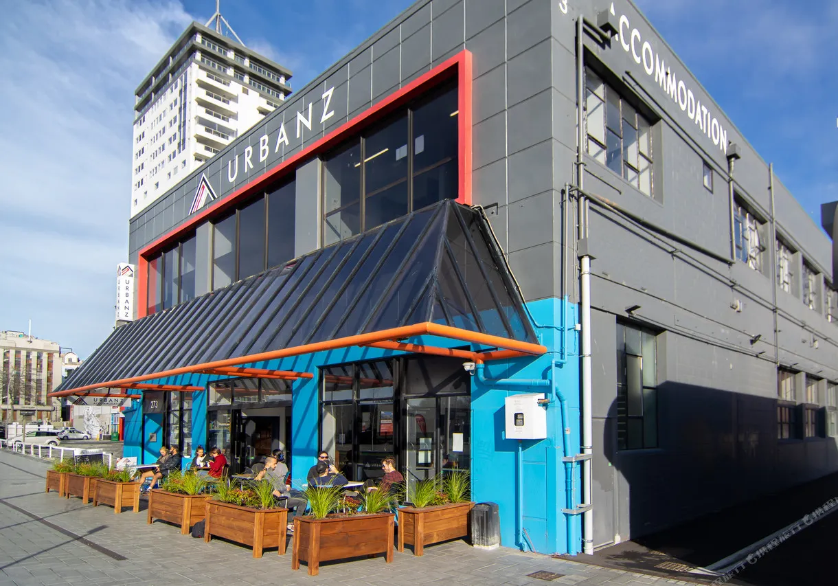 Urbanz — ภาพห้องพักและบรรยากาศ