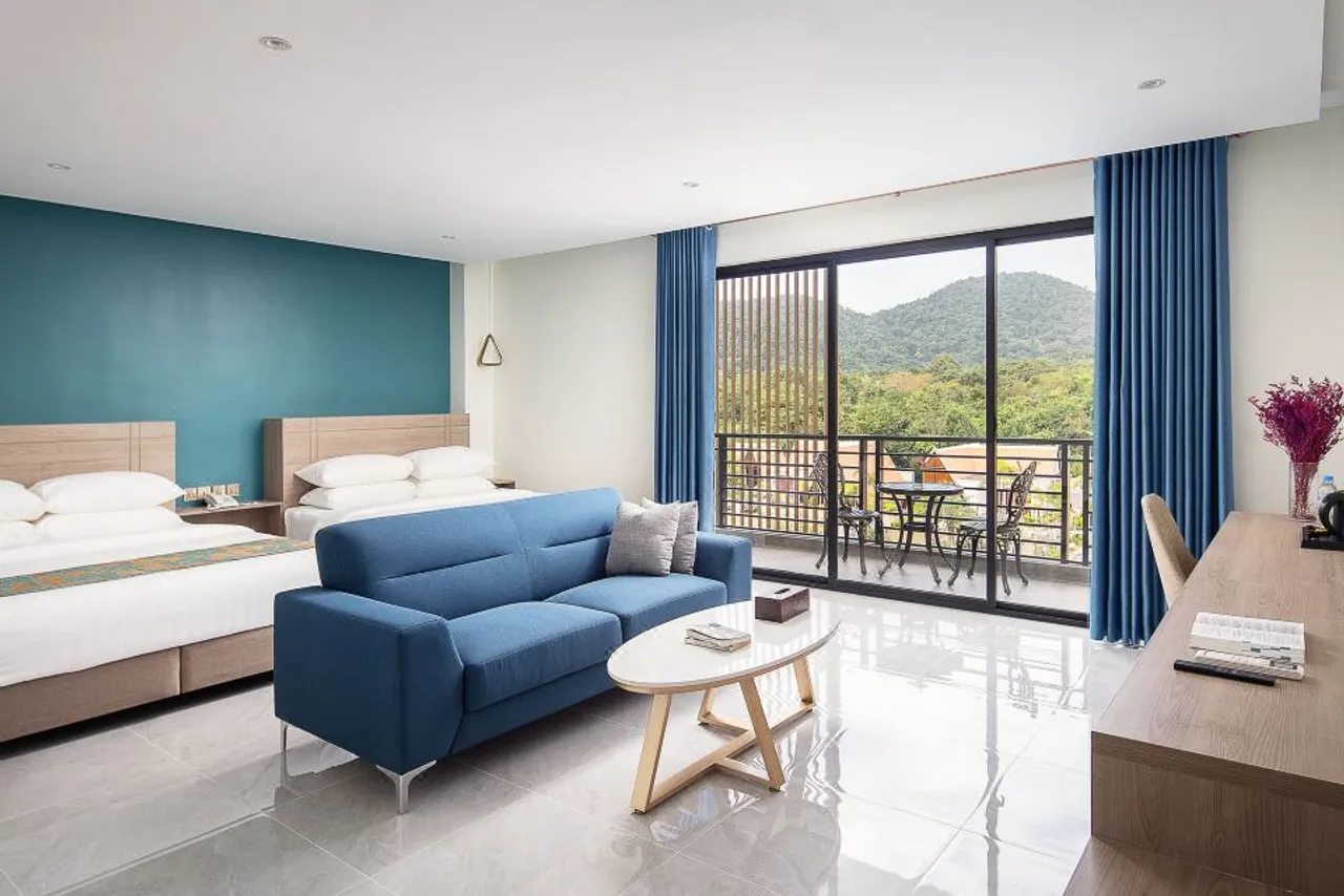 Vakara Hotel Kep — rooms and atmosphere