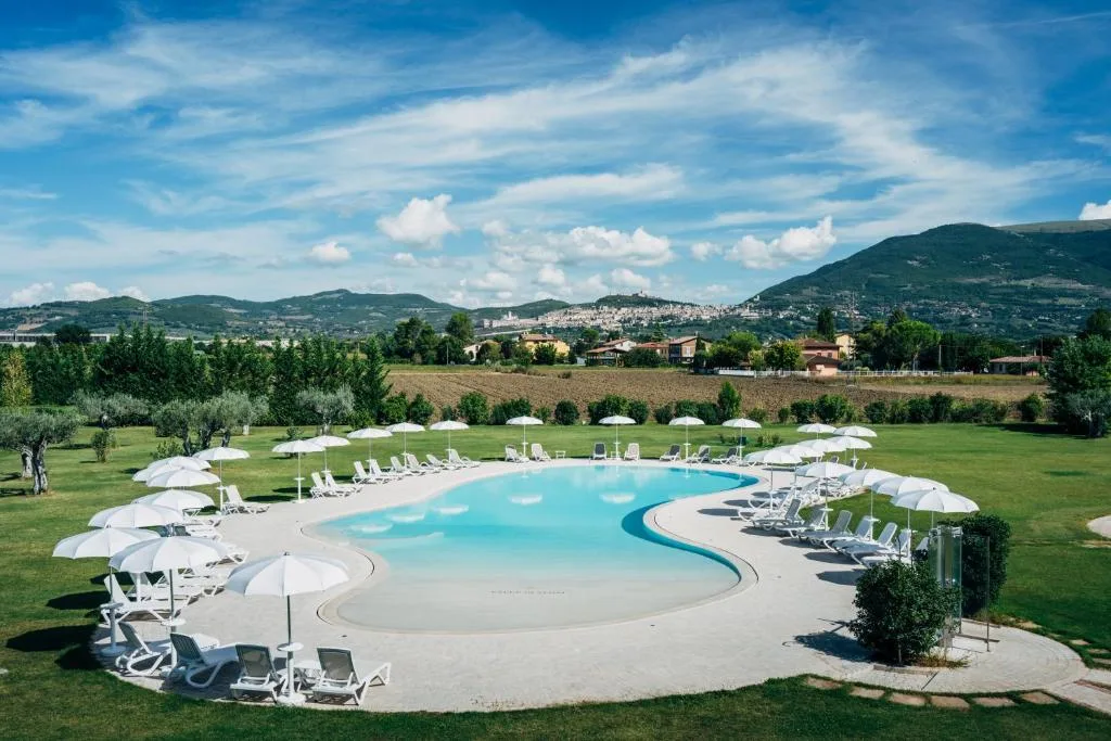 Valle di Assisi Hotel & Spa — ภาพห้องพักและบรรยากาศ