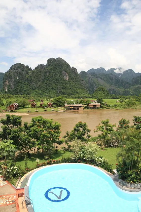 Vansana Vang Vieng — rooms and atmosphere