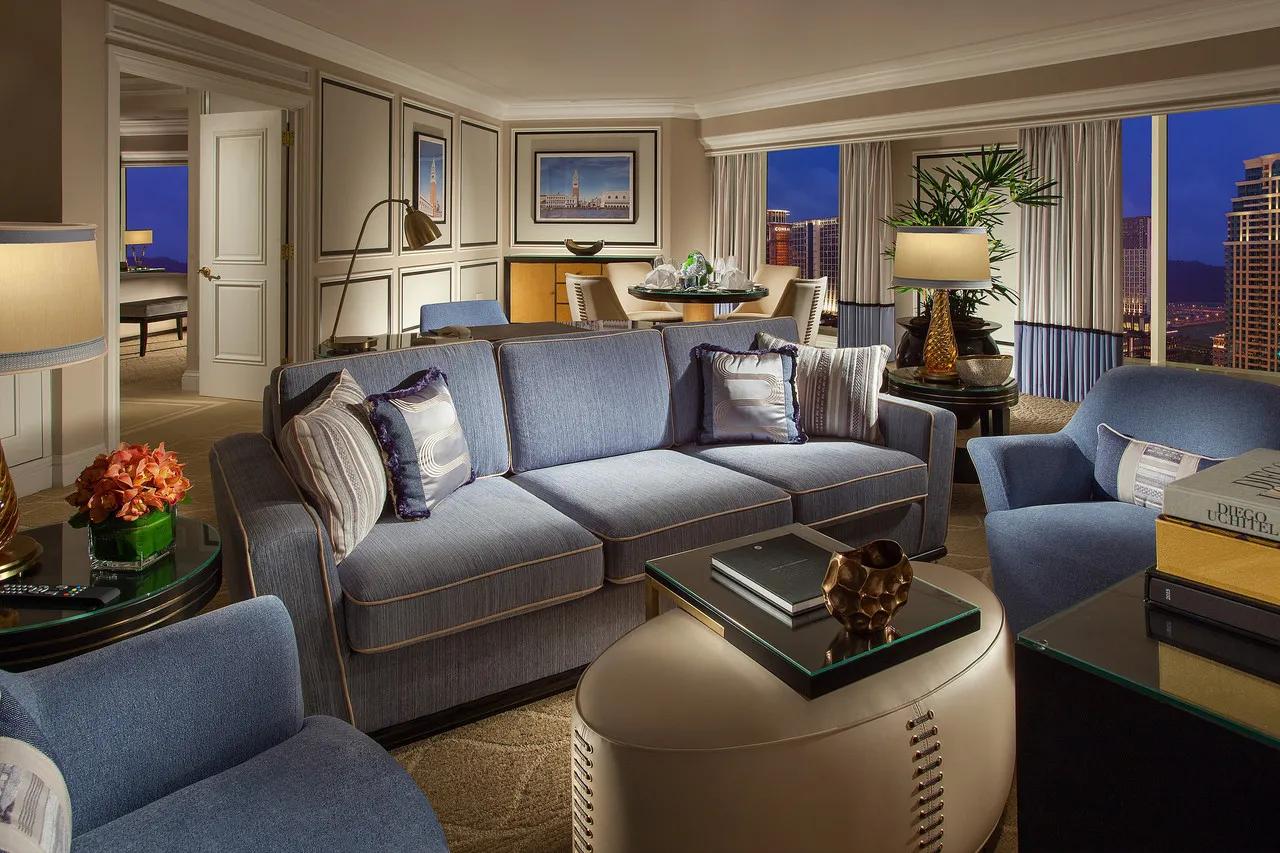 The Venetian Macao — rooms and atmosphere