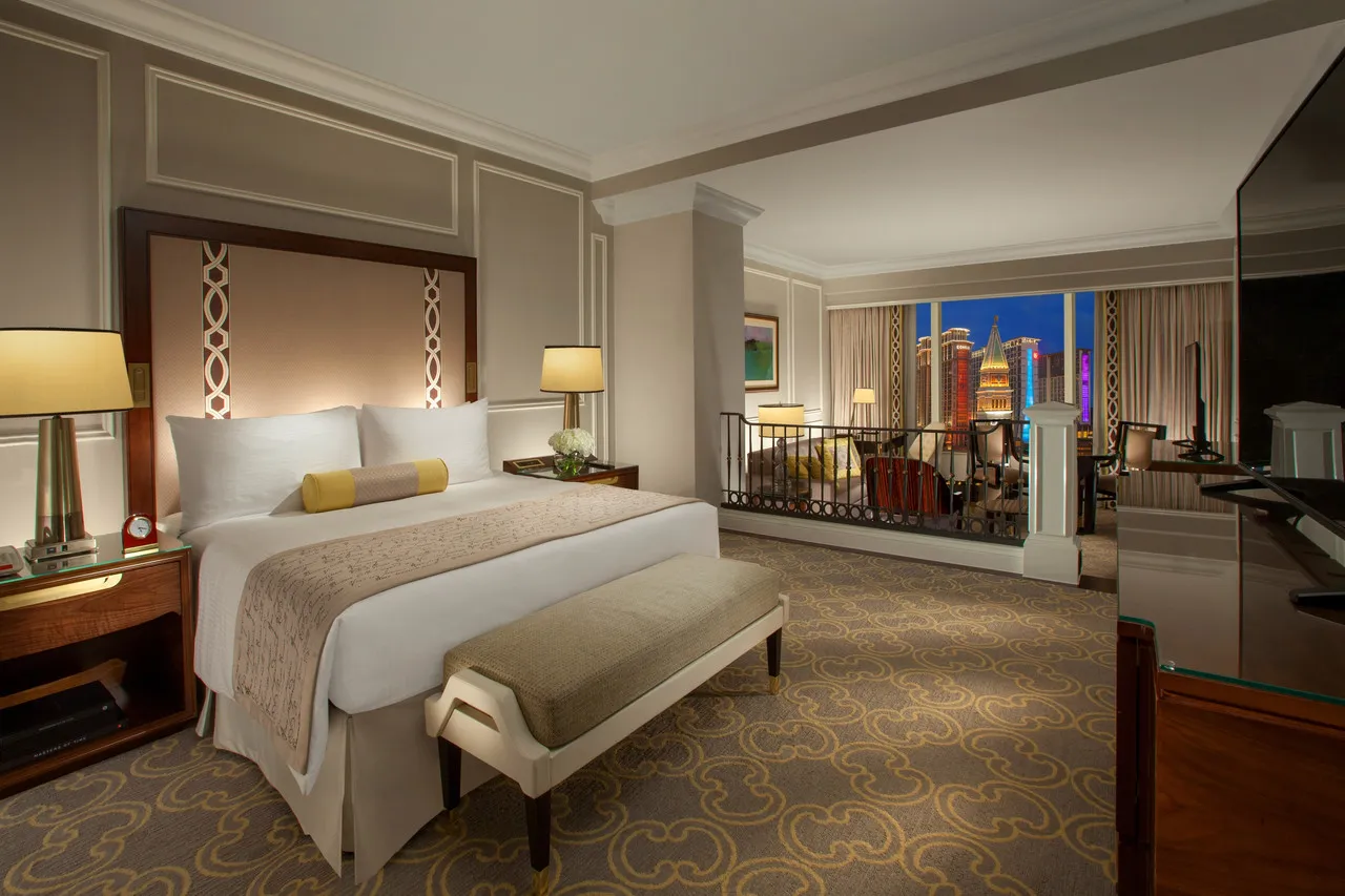 The Venetian Macao — rooms and atmosphere