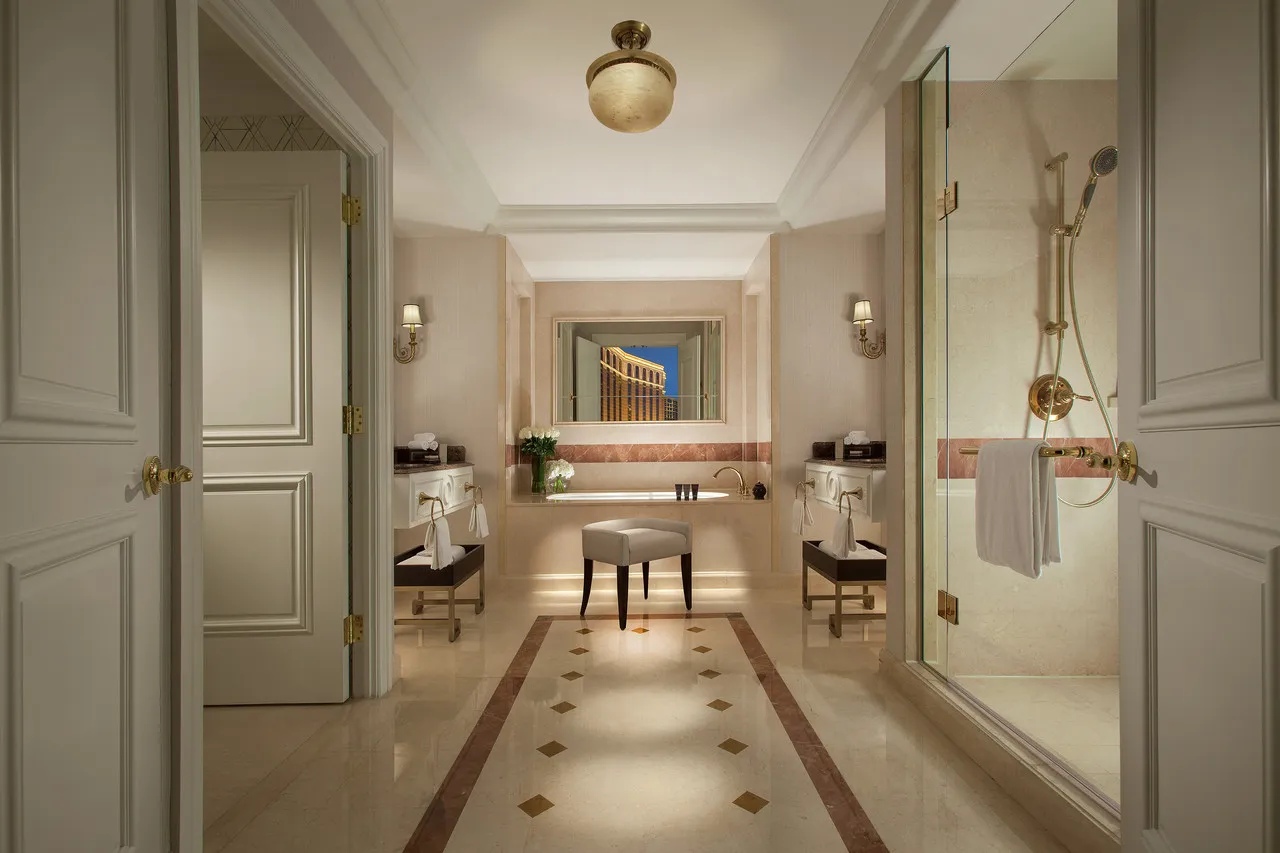 The Venetian Macao — rooms and atmosphere