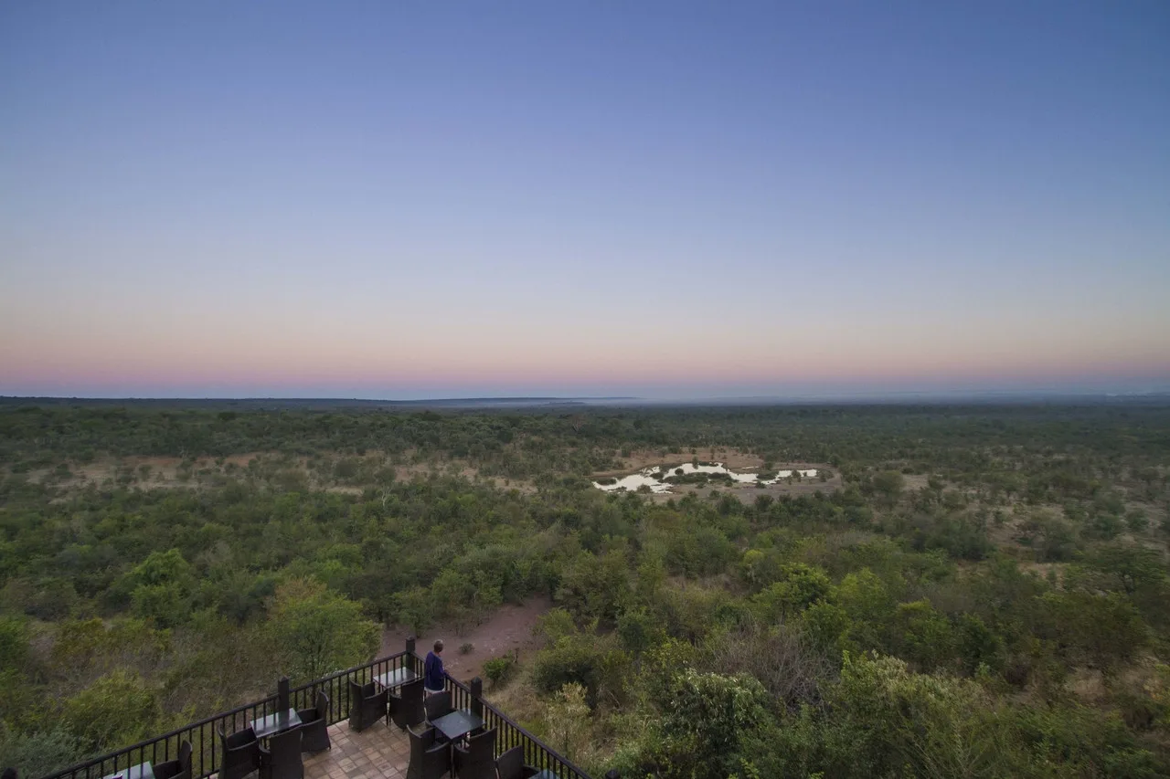 Victoria Falls Safari Lodge — ภาพห้องพักและบรรยากาศ
