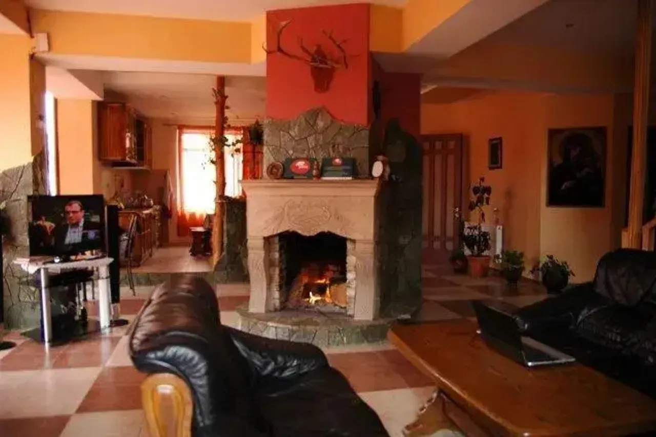 Villa Likani — rooms and atmosphere