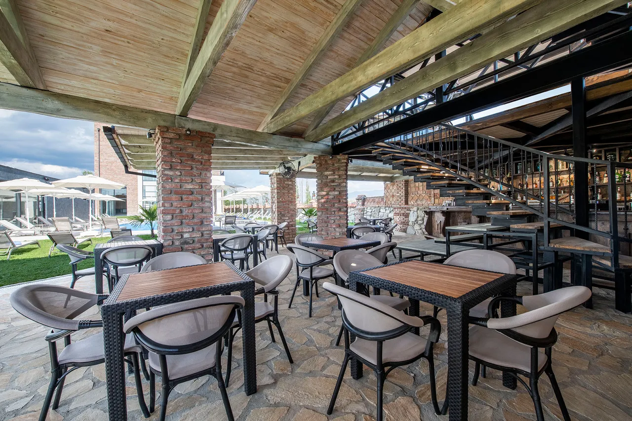 Villa Mosavali — rooms and atmosphere