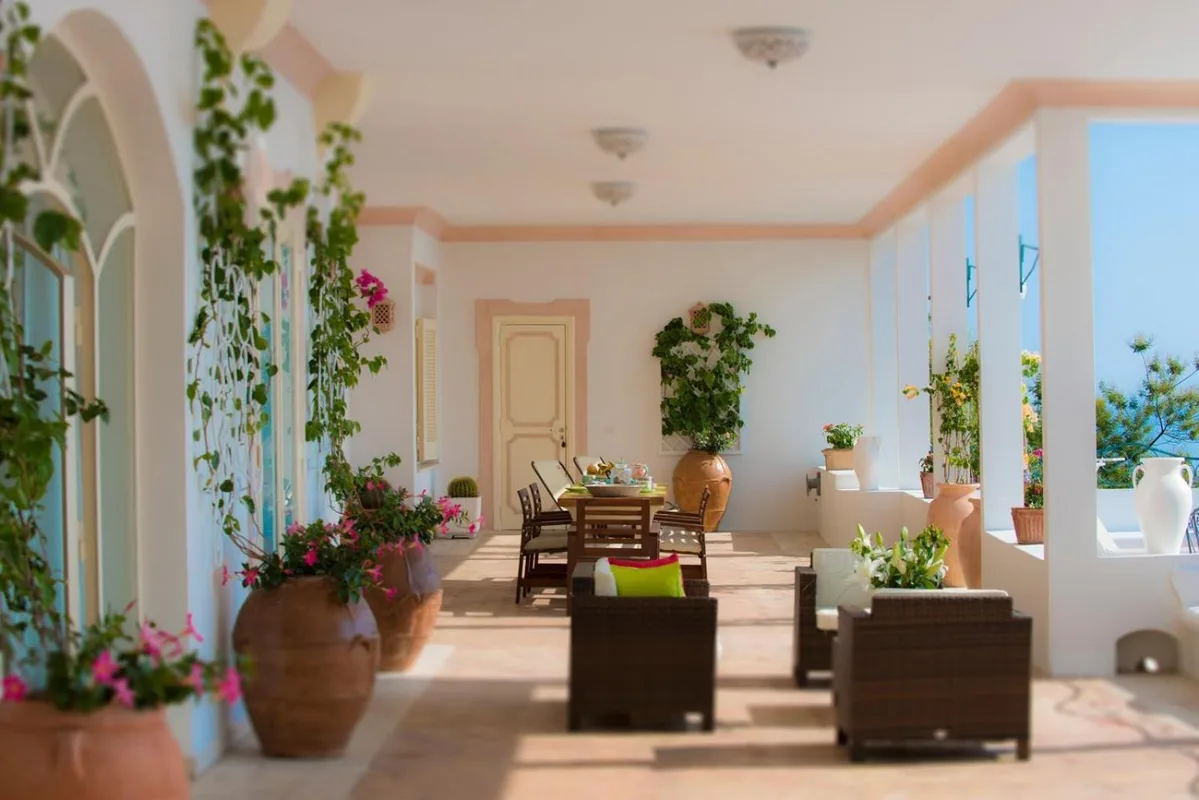Villa Santa Chiara Positano Suites — ภาพห้องพักและบรรยากาศ