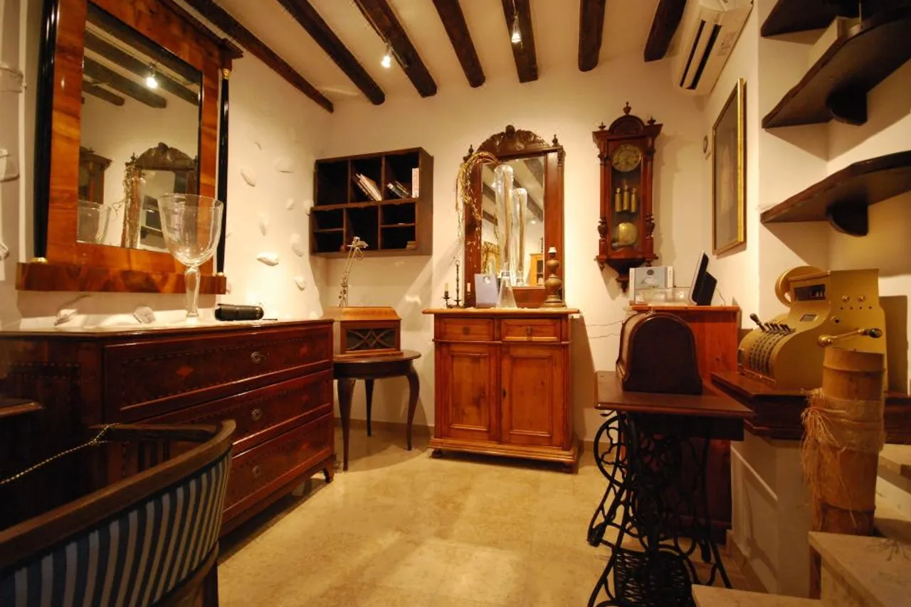 Villa Tuttorotto — rooms and atmosphere