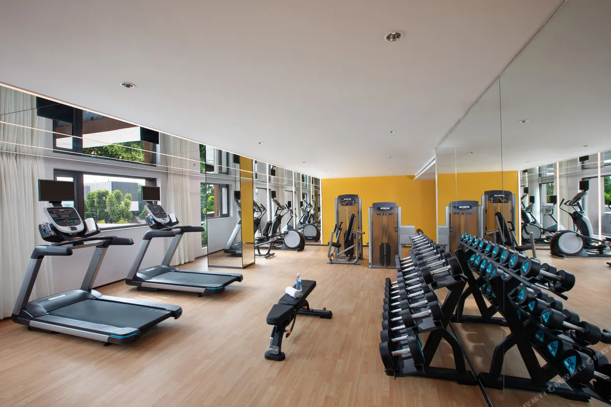 voco Nanjing Oriental Pearl — rooms and atmosphere