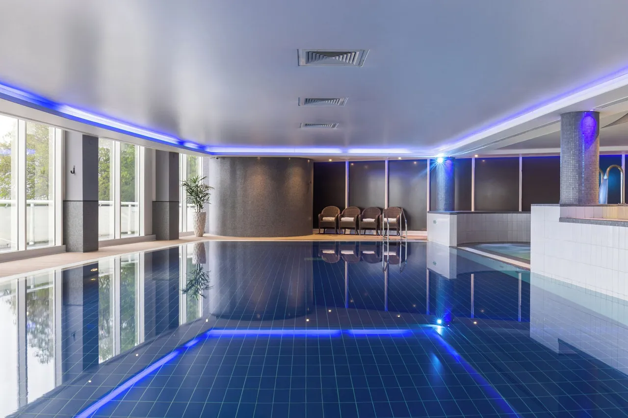 voco St David's Cardiff — rooms and atmosphere